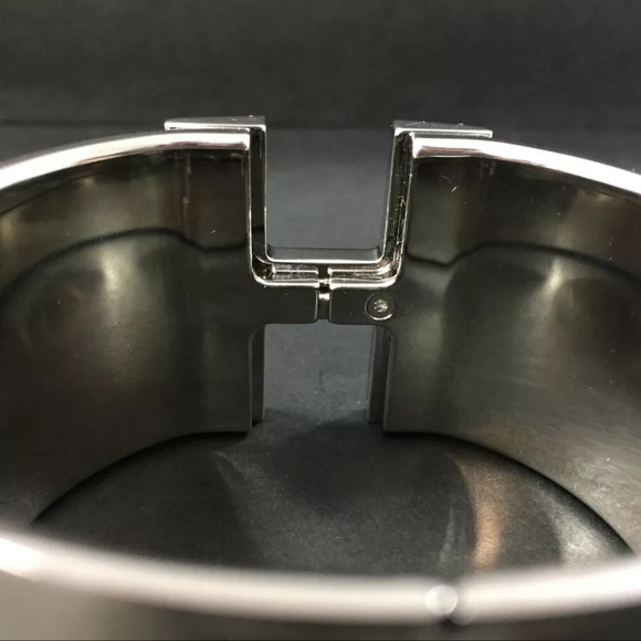 ❌❌SOLD❌❌AUTH HERMÈS H Click Clack CUFF BRACELET - Picture 7 of 7